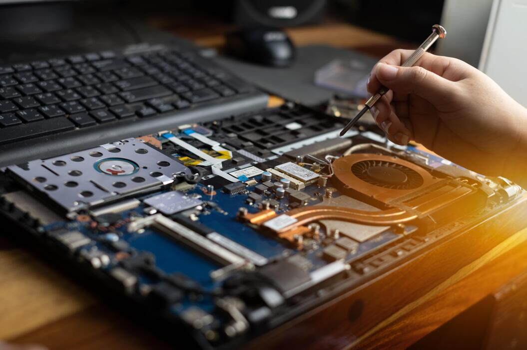 Laptop Repair Service2